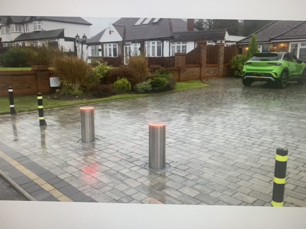 electric-bollards