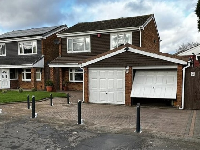 d4-telescopic-bollards