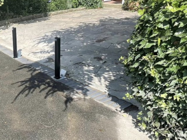 d4-telescopic-bollards