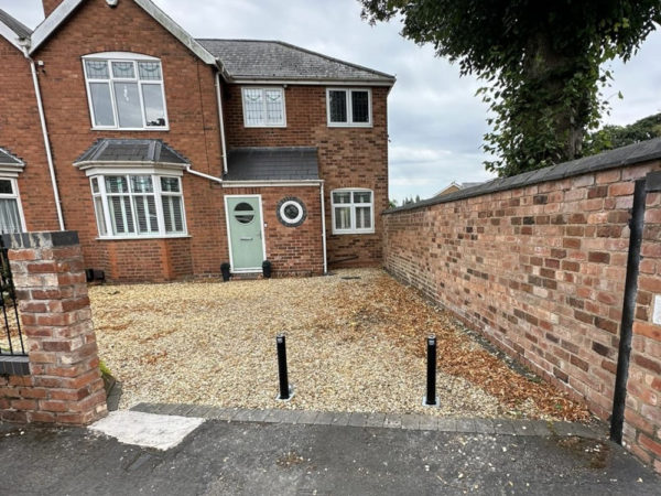 d4-telescopic-bollards