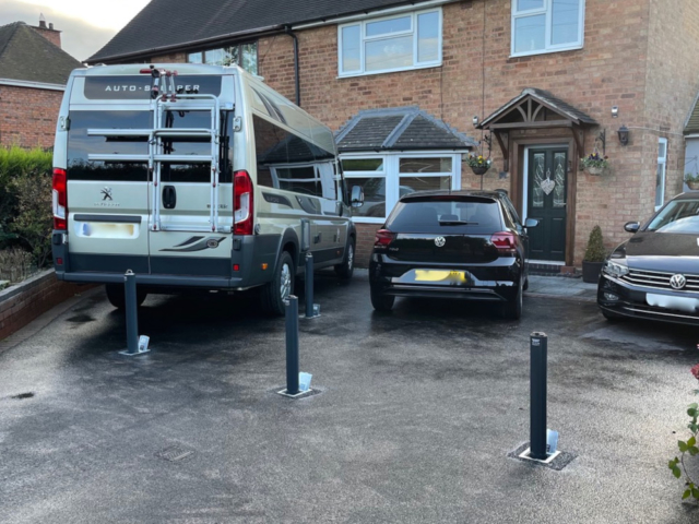 r5-telescopic-bollards