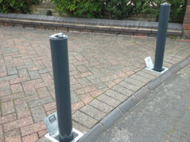 r5-telescopic-bollards