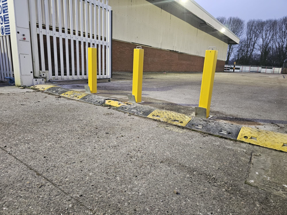 SQ20 Telescopic Bollards